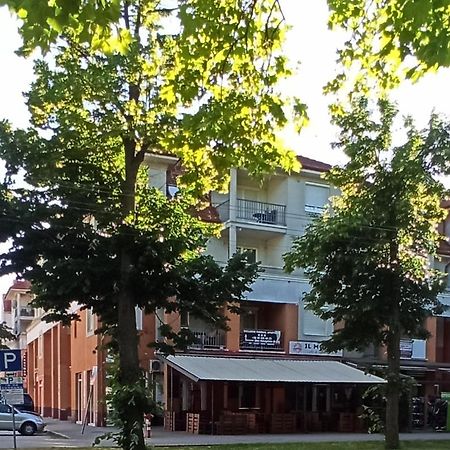 Premium Apartman Hajduszoboszlo Luaran gambar